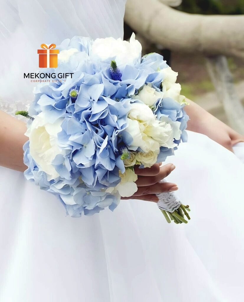 Bó Hoa Cưới Cầm Tay Cẩm Tú Cầu Đẹp Tại TP.HCM